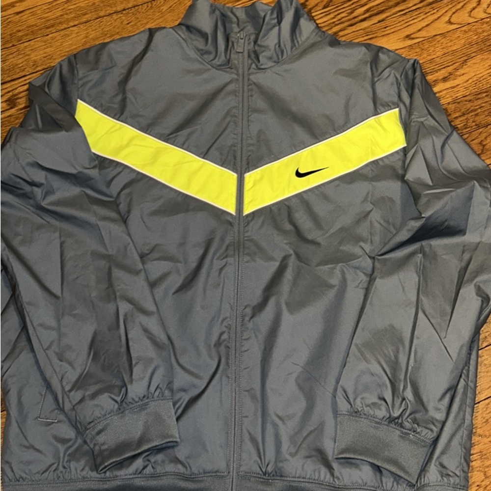 NIKE windbreaker